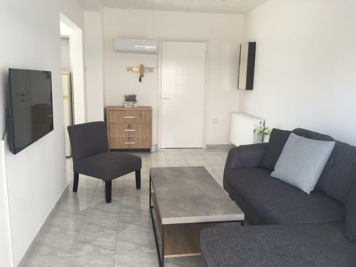 Modern Apartment In Paphos Town Centre Eksteriør billede